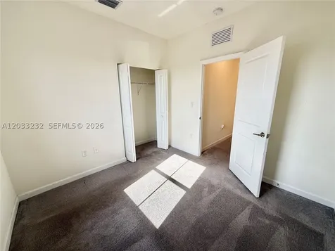 11119 W 34th Way Hialeah FL 33018