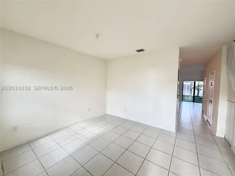 11119 W 34th Way Hialeah FL 33018