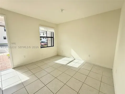 11119 W 34th Way Hialeah FL 33018