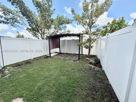 11119 W 34th Way Hialeah FL 33018