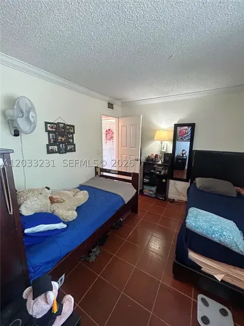 10284 NW 9th St Circle Miami FL 33172