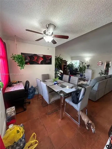 10284 NW 9th St Circle Miami FL 33172