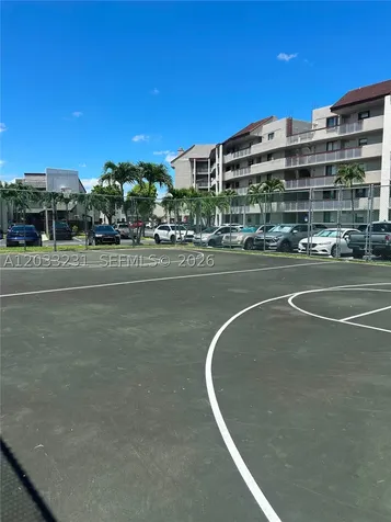 10284 NW 9th St Circle Miami FL 33172