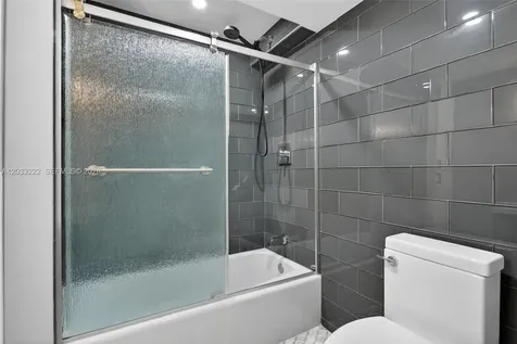 2655 Collins Avenue Miami Beach FL 33140