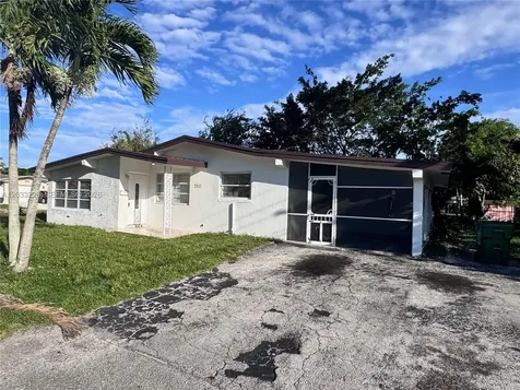 7900 NW 16th Street Pembroke Pines FL 33024