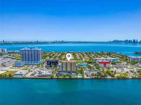 1625 Kennedy Causeway North Bay Village FL 33141
