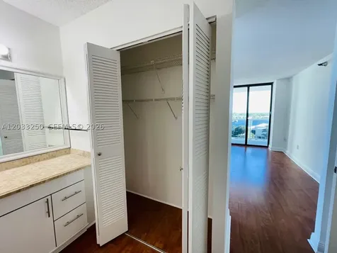 20505 E Country Club Drive Aventura FL 33180