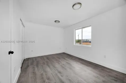 2780 NW 44th Street Miami FL 33142
