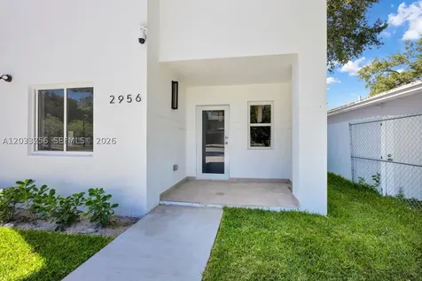 2780 NW 44th Street Miami FL 33142