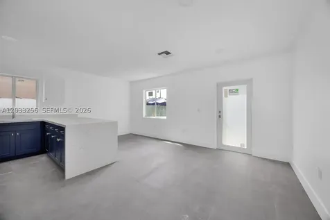 2780 NW 44th Street Miami FL 33142
