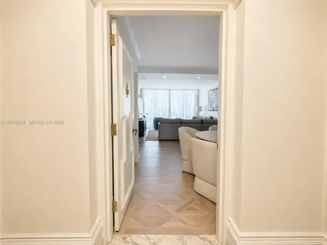 5700 Collins Avenue Miami Beach FL 33140