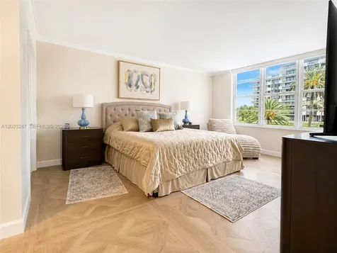 5700 Collins Avenue Miami Beach FL 33140