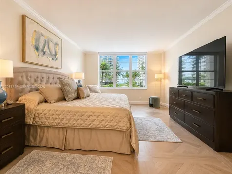 5700 Collins Avenue Miami Beach FL 33140