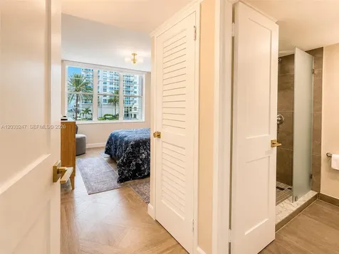 5700 Collins Avenue Miami Beach FL 33140
