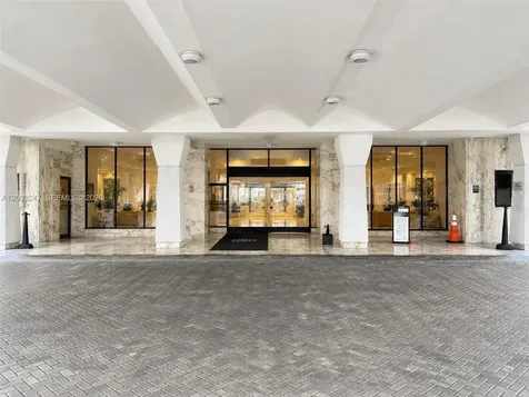 5700 Collins Avenue Miami Beach FL 33140
