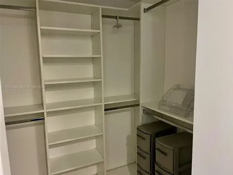 488 NE 18th Street Miami FL 33132