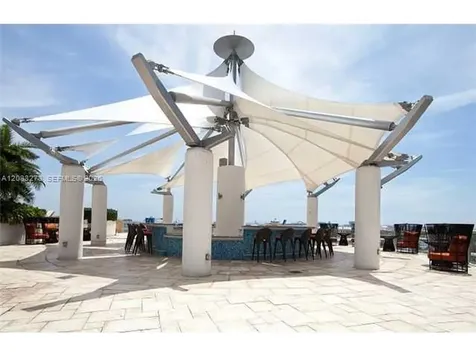 253 NE 2nd Street Miami FL 33132