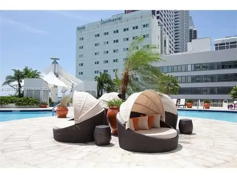 253 NE 2nd Street Miami FL 33132