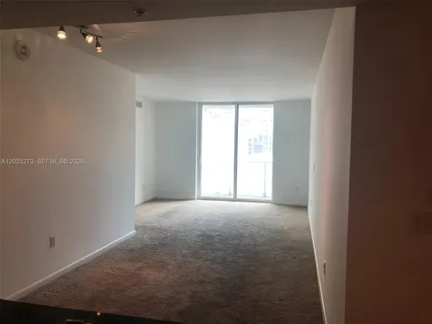 253 NE 2nd Street Miami FL 33132