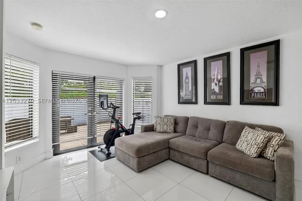 448 NW 15th Way Fort Lauderdale FL 33311