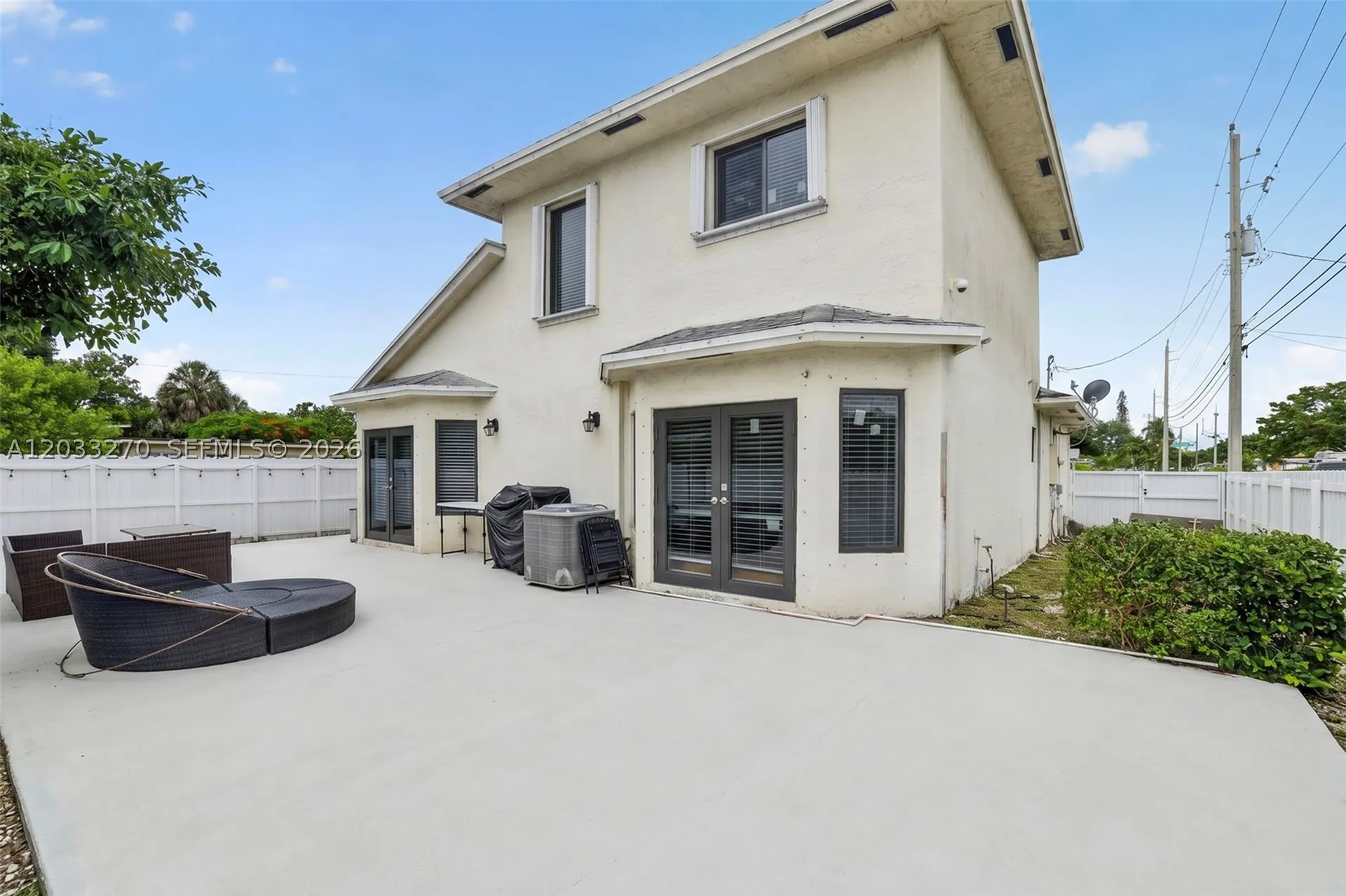 448 NW 15th Way Fort Lauderdale FL 33311