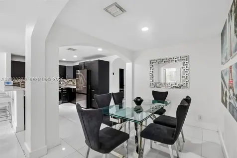 448 NW 15th Way Fort Lauderdale FL 33311