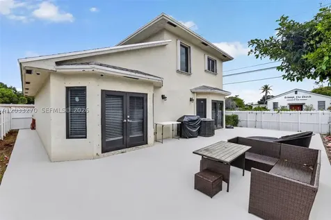 448 NW 15th Way Fort Lauderdale FL 33311