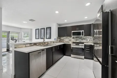 448 NW 15th Way Fort Lauderdale FL 33311