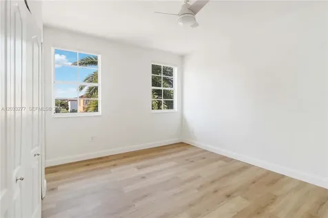 8551 NW 110th Avenue Doral FL 33178