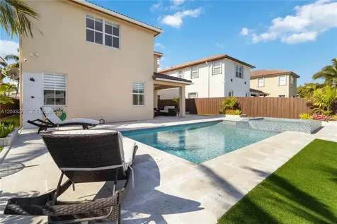 8551 NW 110th Avenue Doral FL 33178