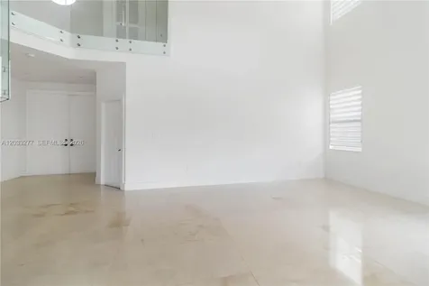 8551 NW 110th Avenue Doral FL 33178