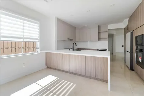 8551 NW 110th Avenue Doral FL 33178