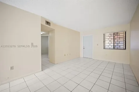 5490 W 21st Court Hialeah FL 33016