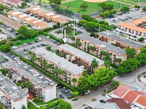5490 W 21st Court Hialeah FL 33016