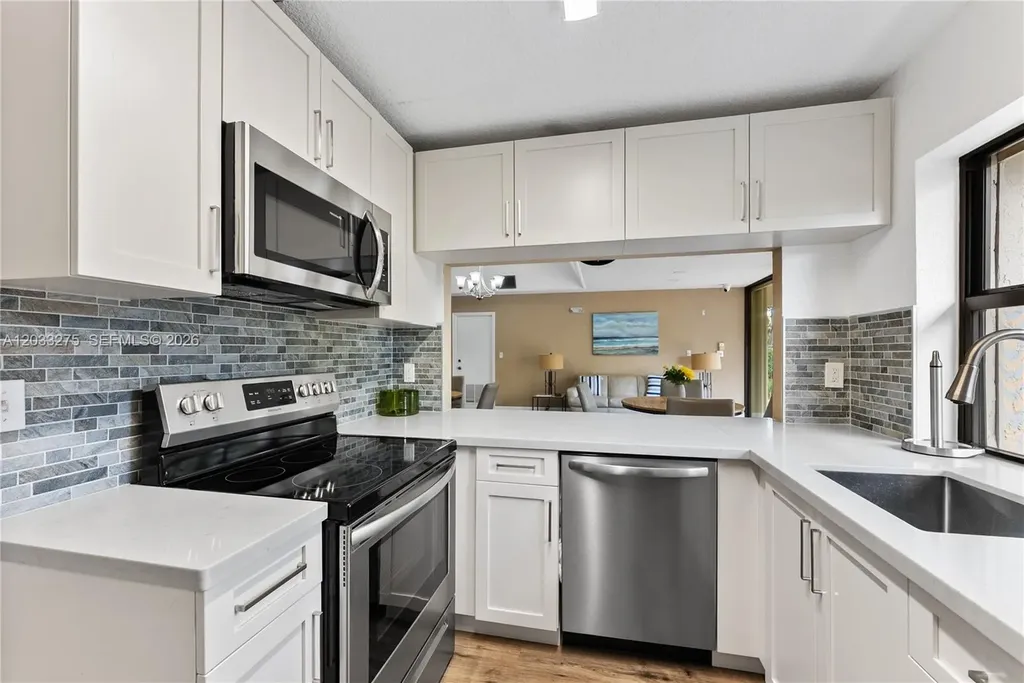 4148 N Palm Forest Drive N Delray Beach FL 33445