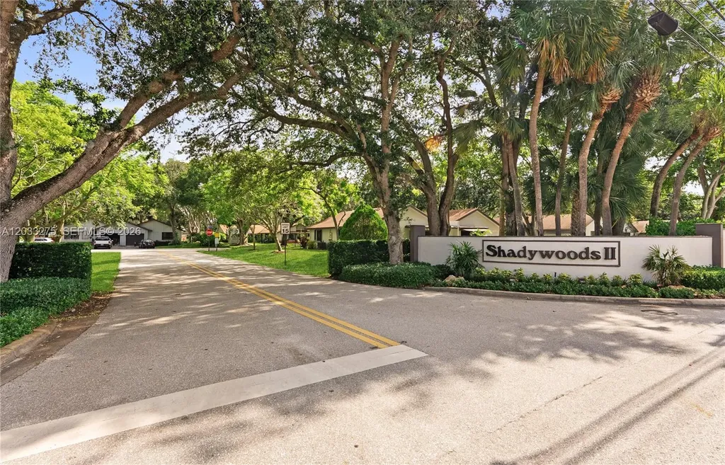 4148 N Palm Forest Drive N Delray Beach FL 33445