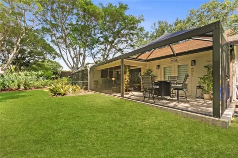 4148 N Palm Forest Drive N Delray Beach FL 33445