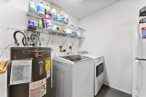 4148 N Palm Forest Drive N Delray Beach FL 33445