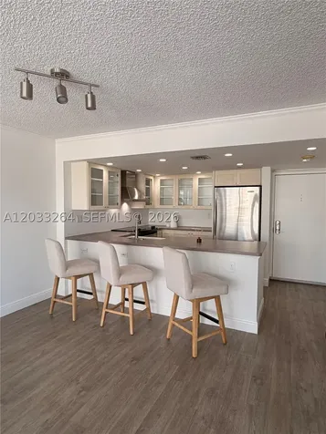 600 NE 36th Street Miami FL 33137