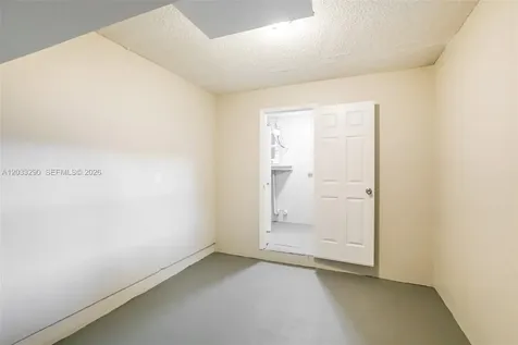 7820 SW 9th Street North Lauderdale FL 33068