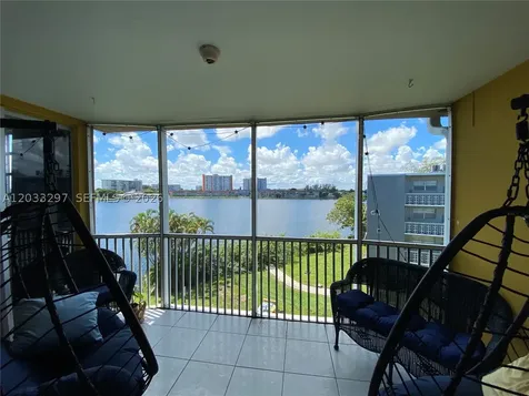 1660 NE 191st Street Miami FL 33179