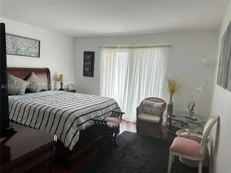 1610 Lenox Avenue Miami Beach FL 33139