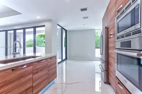 718 Valencia Avenue Coral Gables FL 33134