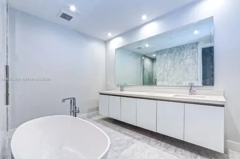 718 Valencia Avenue Coral Gables FL 33134