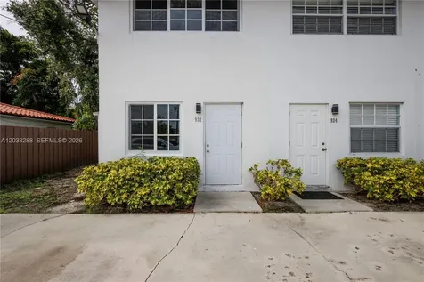 932 SW 6th Street Miami FL 33130