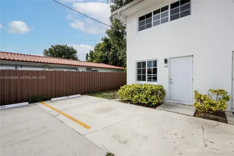 932 SW 6th Street Miami FL 33130