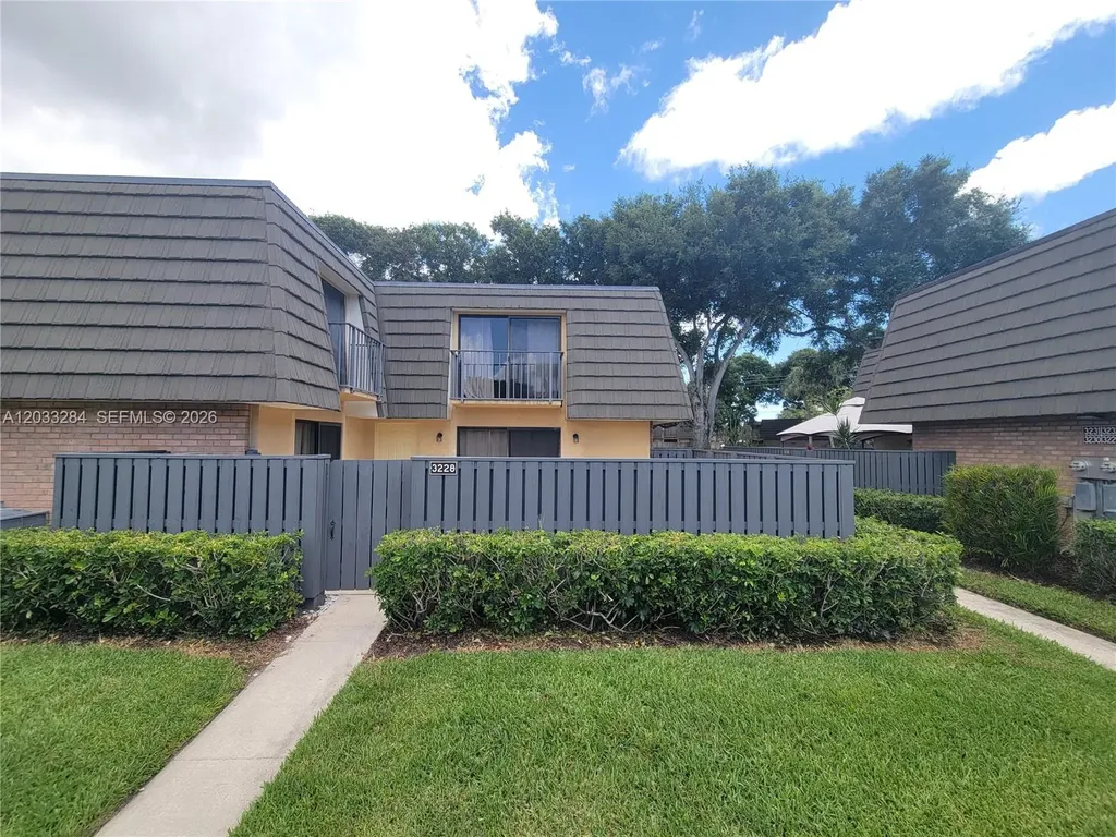 3228 32nd Way West Palm Beach FL 33407