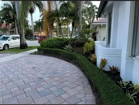 28 NW 108th Way Plantation FL 33324