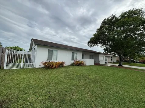 11104 SW 155th Terrace Miami FL 33157