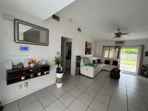 11104 SW 155th Terrace Miami FL 33157